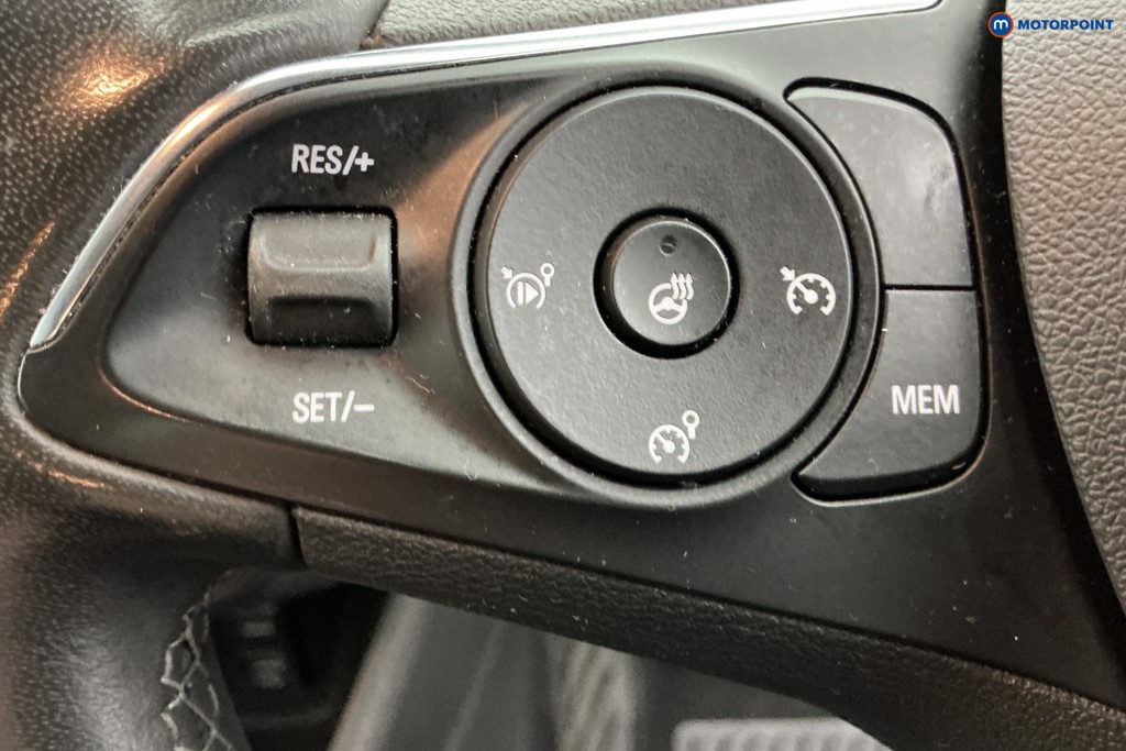 Vauxhall Crossland Ultimate Automatic Petrol SUV - Stock Number (1579708) - 18th supplementary image