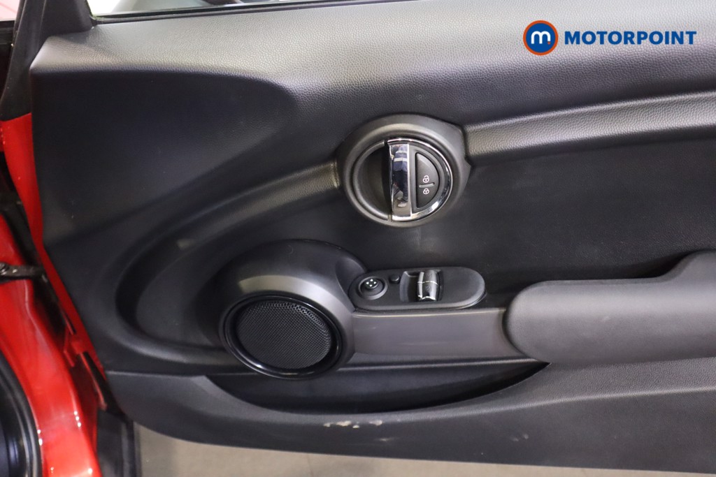 Mini Hatchback Cooper Automatic Petrol Hatchback - Stock Number (1580224) - 8th supplementary image