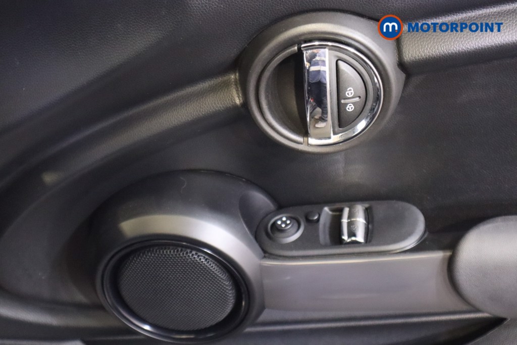 Mini Hatchback Cooper Automatic Petrol Hatchback - Stock Number (1580224) - 9th supplementary image