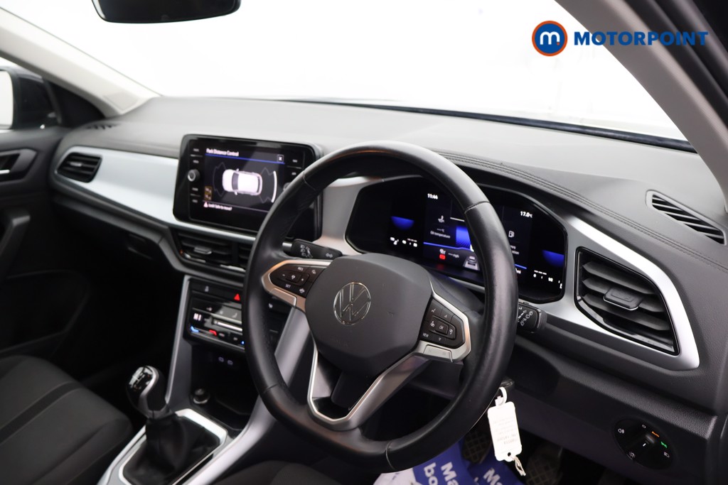 Volkswagen T-Roc Life Manual Petrol SUV - Stock Number (1580554) - 17th supplementary image