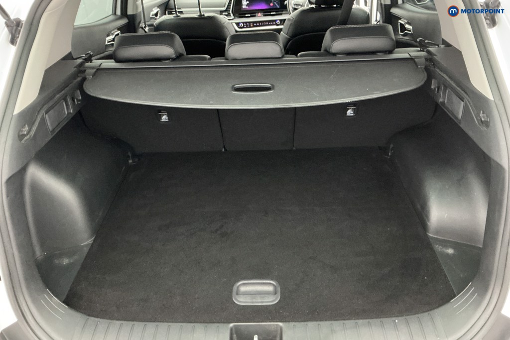KIA Sportage Launch Edition Manual Petrol SUV - Stock Number (1580743) - 4th supplementary image