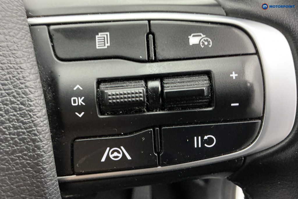 KIA Sportage Launch Edition Manual Petrol SUV - Stock Number (1580743) - 21st supplementary image