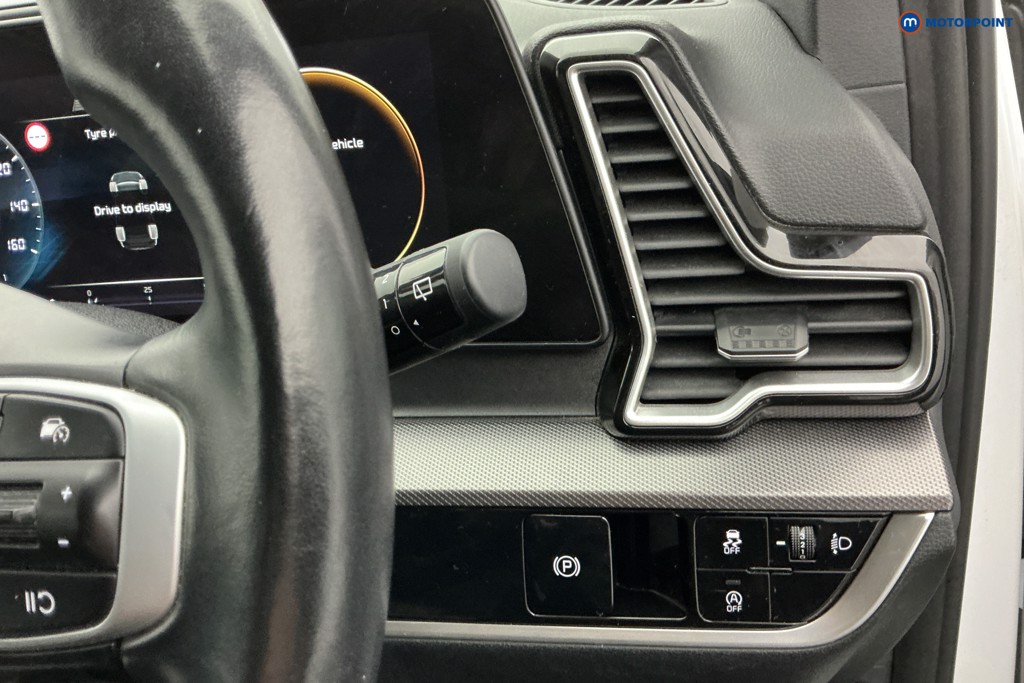 KIA Sportage Launch Edition Manual Petrol SUV - Stock Number (1580743) - 22nd supplementary image