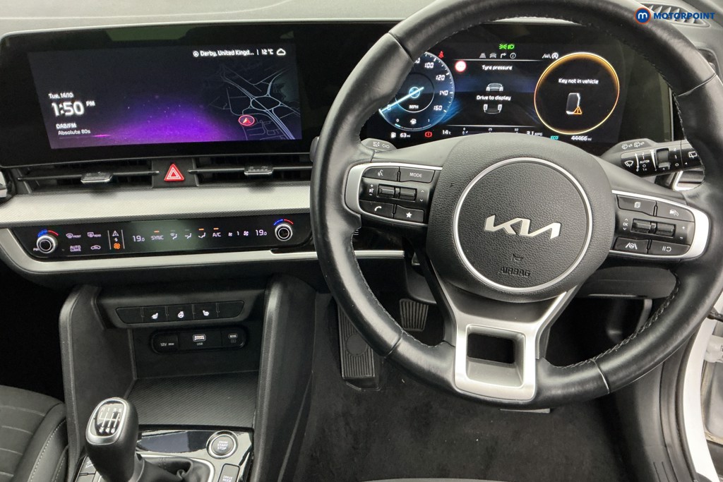 KIA Sportage Launch Edition Manual Petrol SUV - Stock Number (1580743) - 1st supplementary image