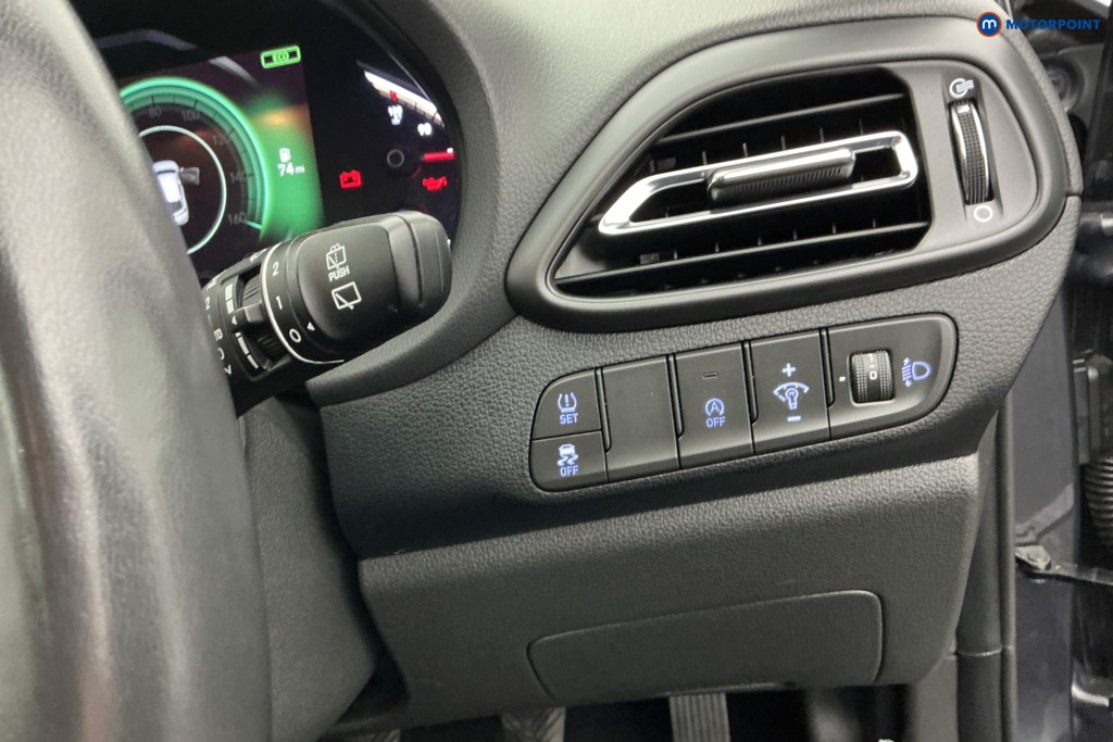 Hyundai I30 Premium Manual Petrol Estate - Stock Number (1580744) - 21st supplementary image