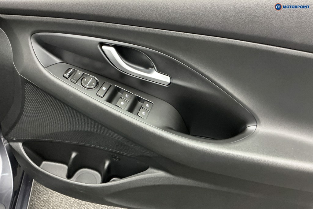 Hyundai I30 Premium Manual Petrol Estate - Stock Number (1580744) - 22nd supplementary image