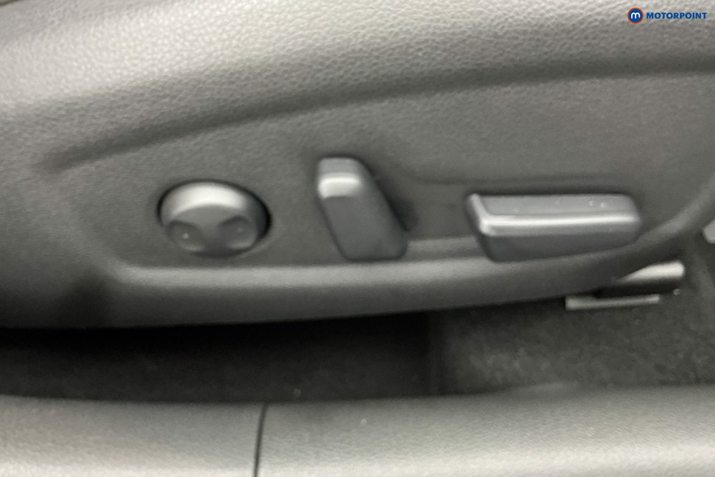 Hyundai I30 Premium Manual Petrol Estate - Stock Number (1580744) - 26th supplementary image