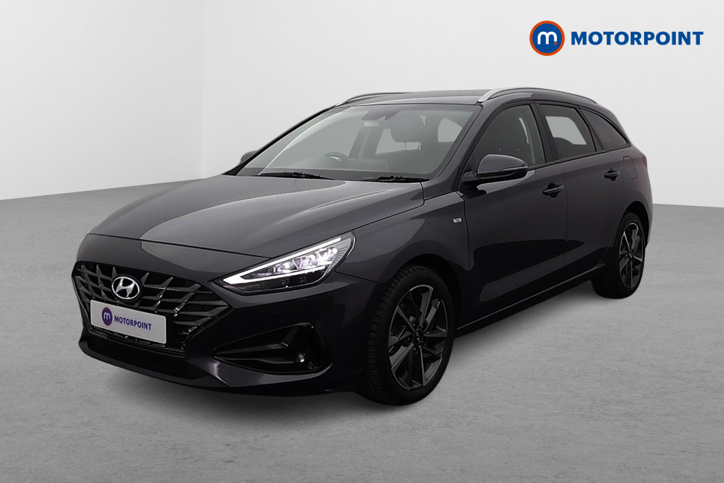 Hyundai I30 Premium Manual Petrol Estate - Stock Number (1580744) - Passenger side front corner
