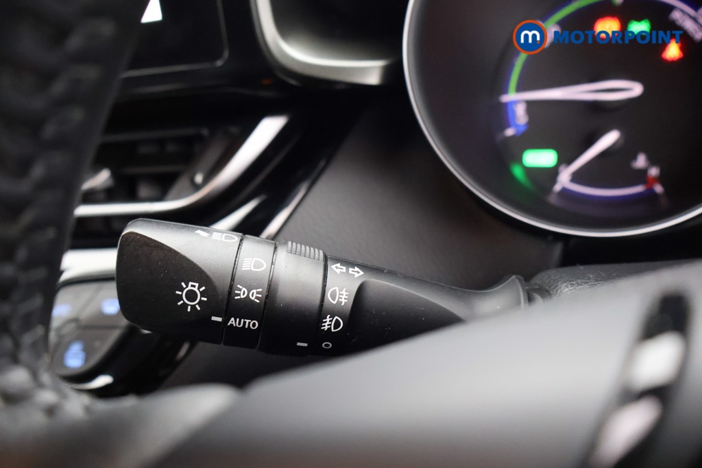 Toyota C-Hr Design Automatic Petrol-Electric Hybrid SUV - Stock Number (1581279) - 6th supplementary image