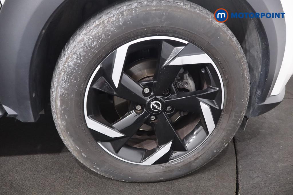 Nissan Juke N-Connecta Automatic Petrol SUV - Stock Number (1581334) - 21st supplementary image