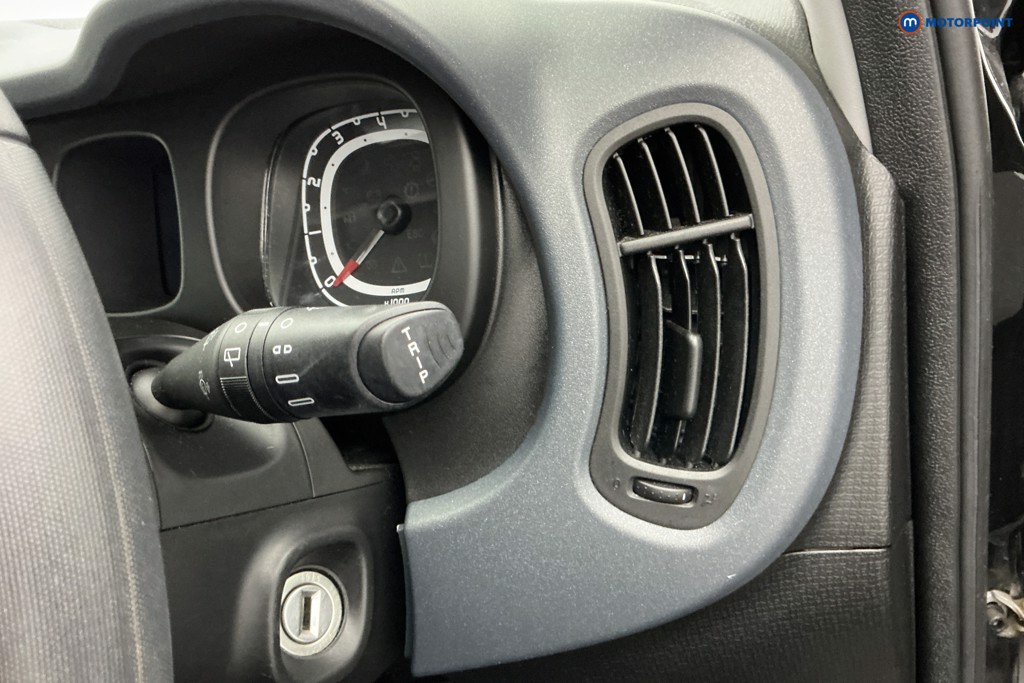 Fiat Panda Easy Manual Petrol Hatchback - Stock Number (1581781) - 17th supplementary image