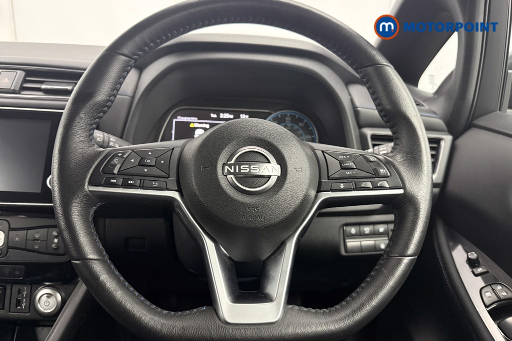 Nissan Leaf N-Connecta Automatic Electric Hatchback - Stock Number (1581939) - 5th supplementary image