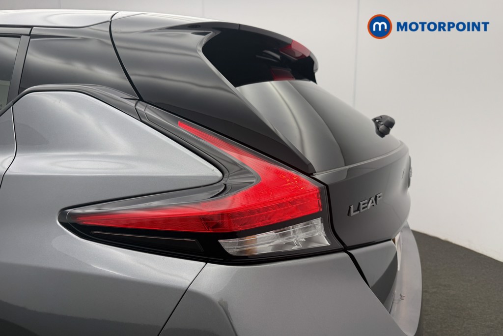 Nissan Leaf N-Connecta Automatic Electric Hatchback - Stock Number (1581939) - 26th supplementary image