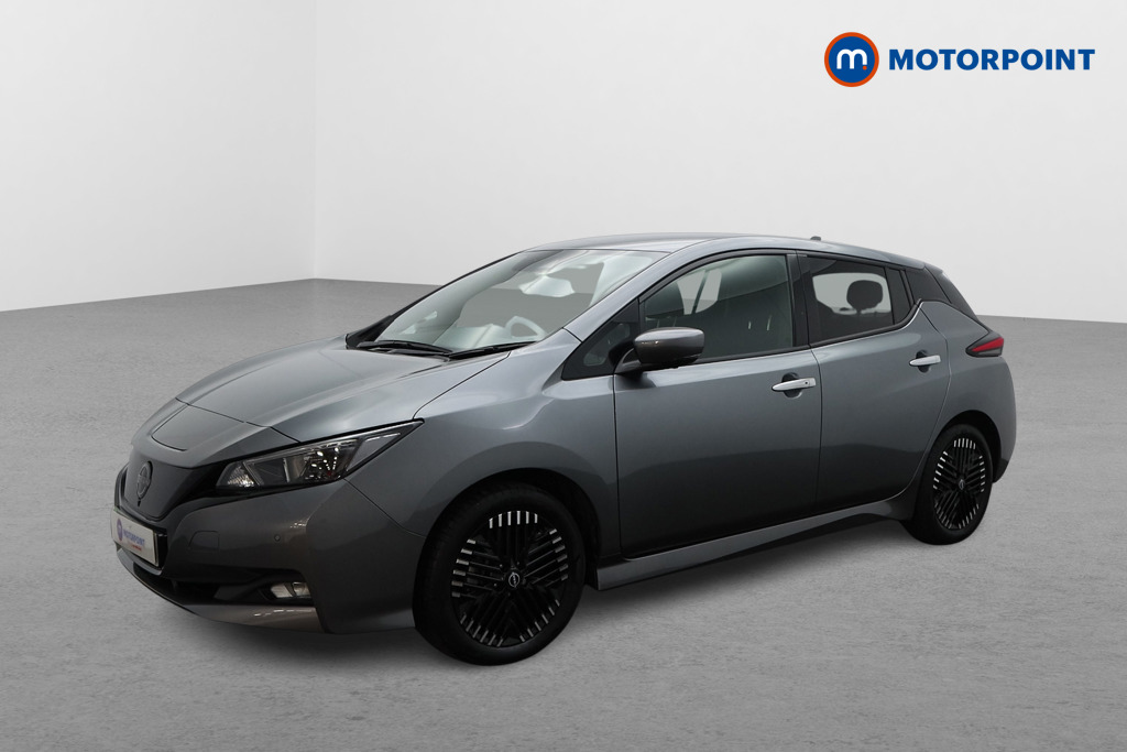 Nissan Leaf N-Connecta Automatic Electric Hatchback - Stock Number (1581939) - Passenger side front corner