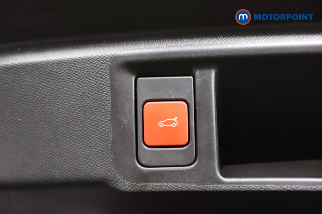 Vauxhall Astra Ultimate Manual Petrol Estate - Stock Number (1582036) - 27th supplementary image