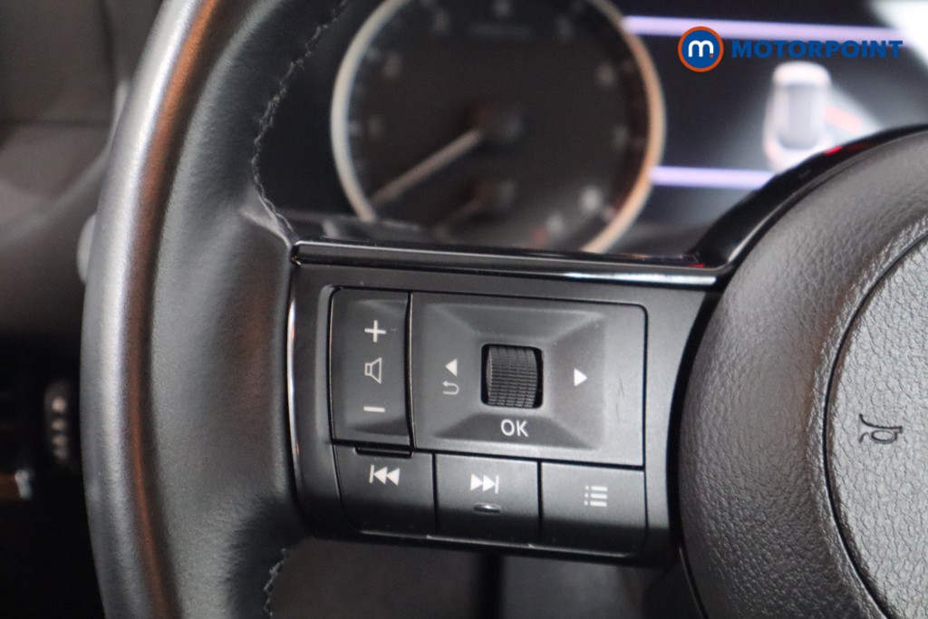 Nissan Qashqai Acenta Premium Manual Petrol SUV - Stock Number (1582813) - 7th supplementary image