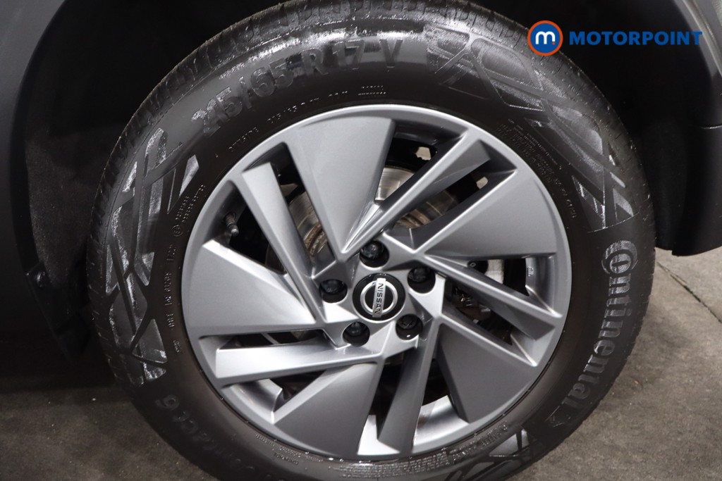 Nissan Qashqai Acenta Premium Manual Petrol SUV - Stock Number (1582813) - 12th supplementary image