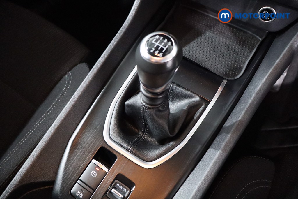 Nissan Qashqai Acenta Premium Manual Petrol SUV - Stock Number (1582813) - 14th supplementary image