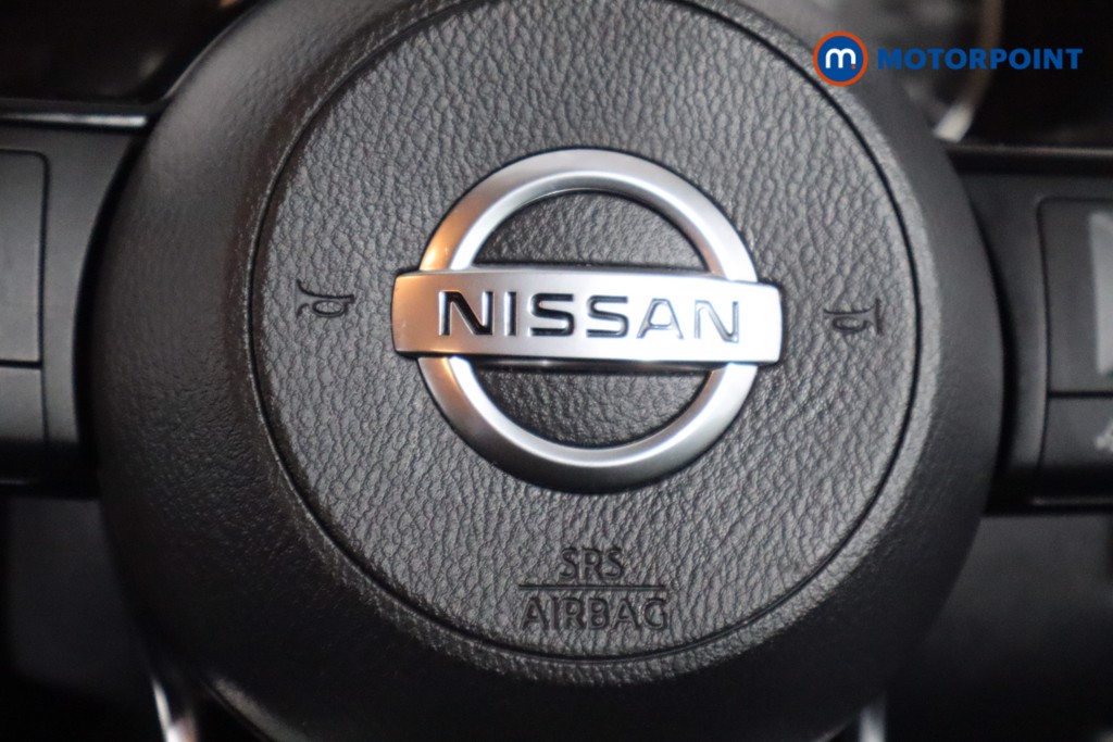 Nissan Qashqai Acenta Premium Manual Petrol SUV - Stock Number (1582813) - 17th supplementary image