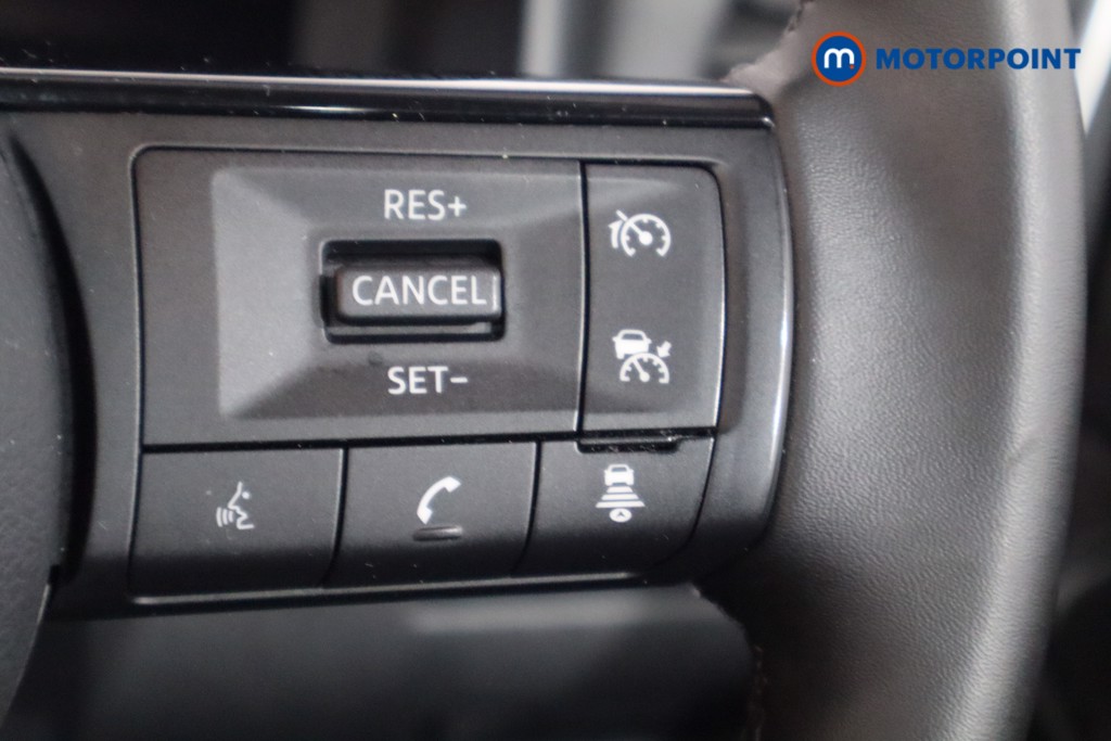 Nissan Qashqai N-Connecta Automatic Petrol-Electric Hybrid SUV - Stock Number (1582822) - 8th supplementary image