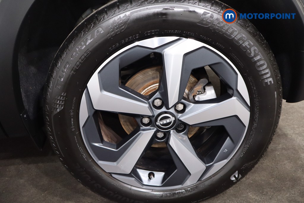 Nissan Qashqai N-Connecta Automatic Petrol-Electric Hybrid SUV - Stock Number (1582822) - 12th supplementary image