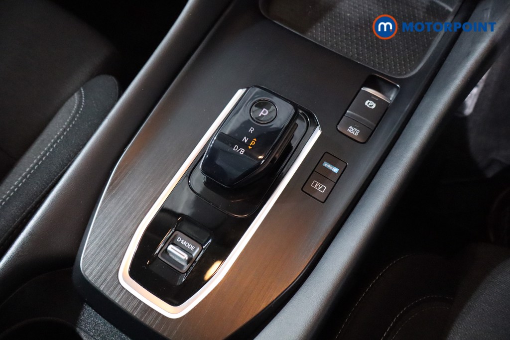 Nissan Qashqai N-Connecta Automatic Petrol-Electric Hybrid SUV - Stock Number (1582822) - 14th supplementary image