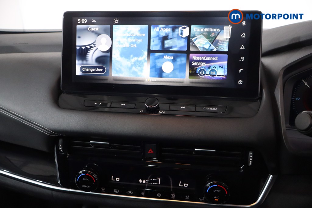 Nissan Qashqai N-Connecta Automatic Petrol-Electric Hybrid SUV - Stock Number (1582822) - 16th supplementary image
