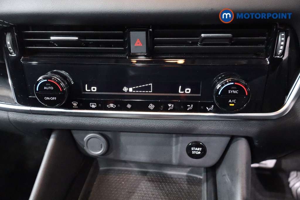 Nissan Qashqai N-Connecta Automatic Petrol-Electric Hybrid SUV - Stock Number (1582822) - 17th supplementary image