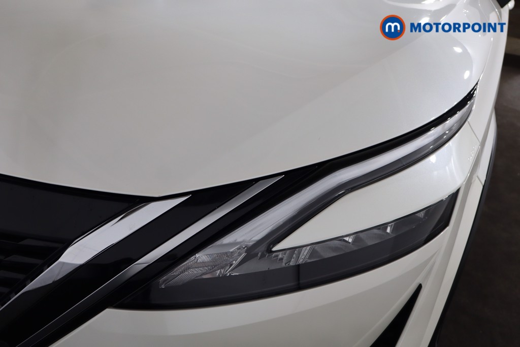 Nissan Qashqai N-Connecta Automatic Petrol-Electric Hybrid SUV - Stock Number (1582822) - 29th supplementary image