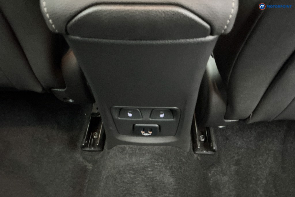 Vauxhall Astra Elite Automatic Petrol Hatchback - Stock Number (1583107) - 10th supplementary image