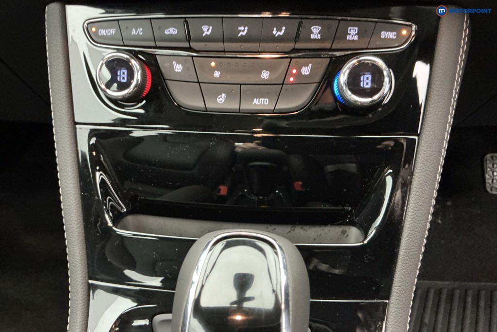 Vauxhall Astra Elite Automatic Petrol Hatchback - Stock Number (1583107) - 16th supplementary image