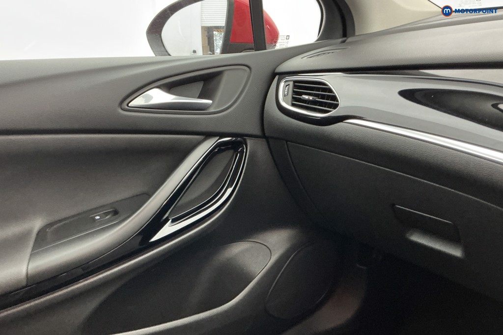 Vauxhall Astra Elite Automatic Petrol Hatchback - Stock Number (1583107) - 17th supplementary image