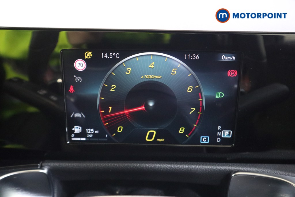 Mercedes-Benz GLB Amg Line Automatic Petrol SUV - Stock Number (1583554) - 5th supplementary image