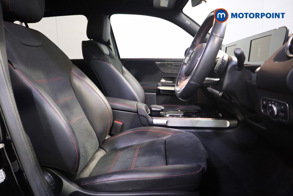 Mercedes-Benz GLB Amg Line Automatic Petrol SUV - Stock Number (1583554) - 16th supplementary image