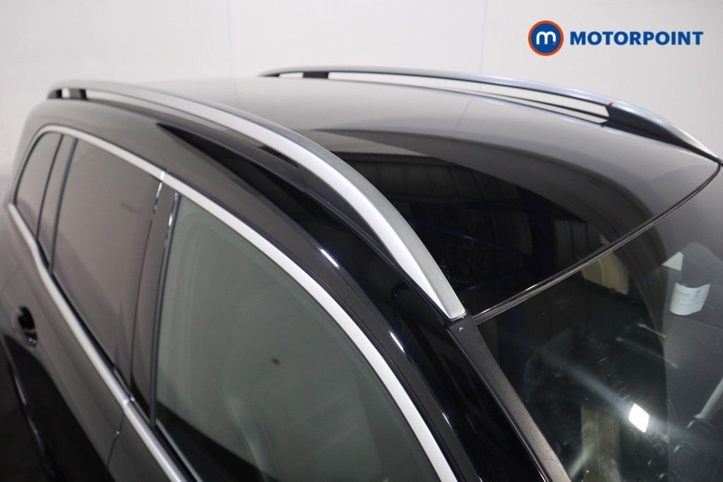 Mercedes-Benz GLB Amg Line Automatic Petrol SUV - Stock Number (1583554) - 30th supplementary image