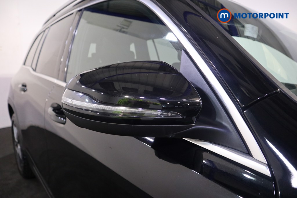 Mercedes-Benz GLB Amg Line Automatic Petrol SUV - Stock Number (1583554) - 31st supplementary image