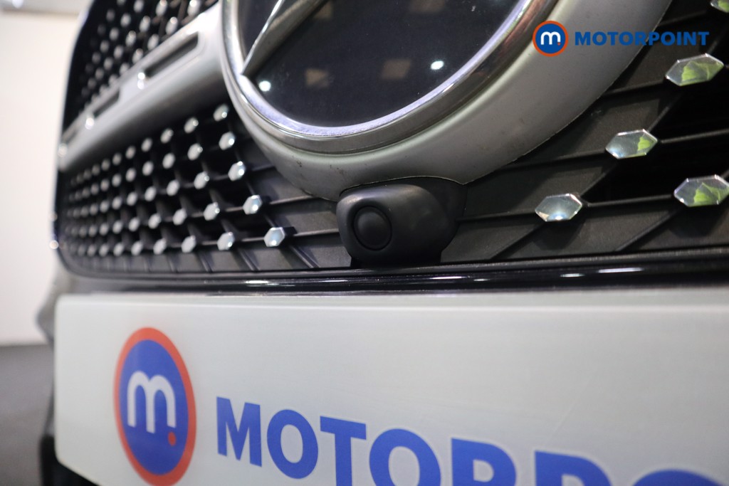 Mercedes-Benz GLB Amg Line Automatic Petrol SUV - Stock Number (1583554) - 33rd supplementary image