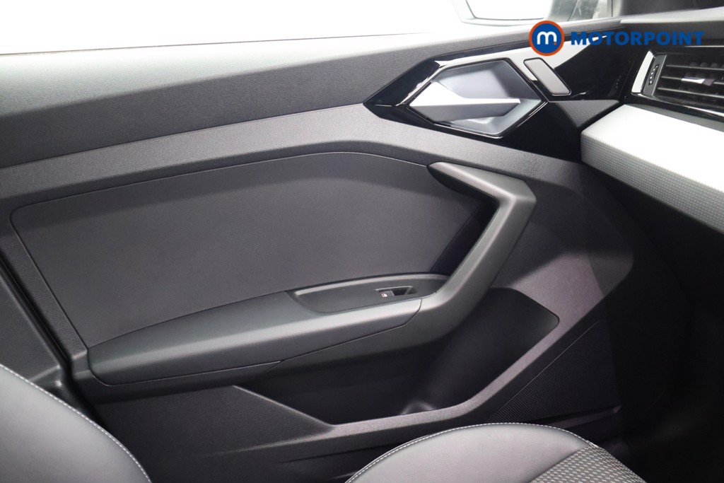 Audi A1 S Line Manual Petrol Hatchback - Stock Number (1583680) - 16th supplementary image