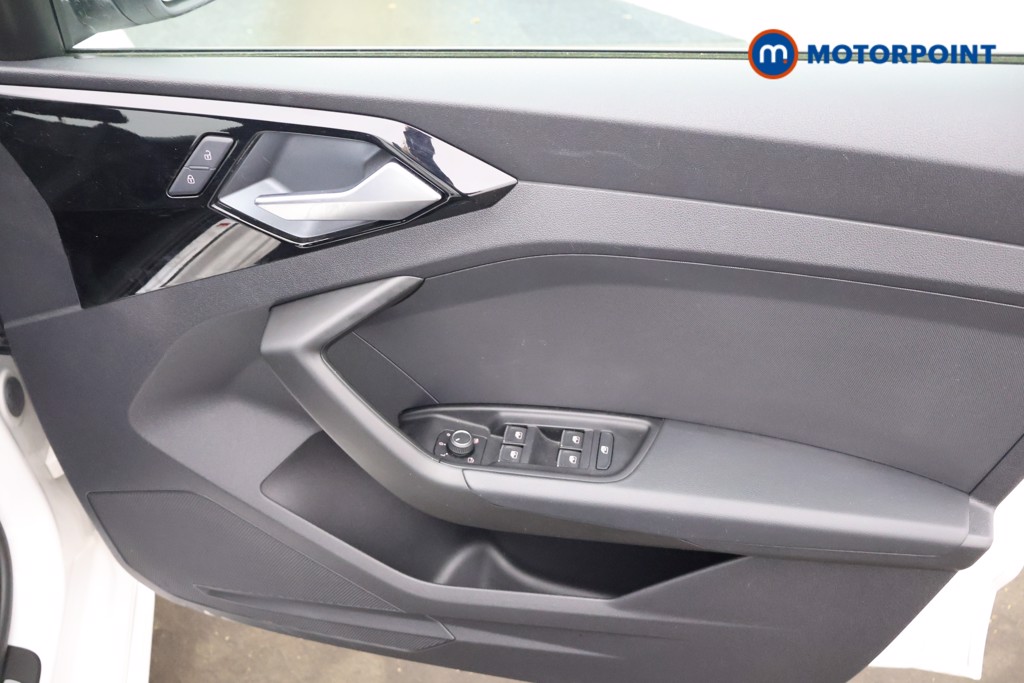 Audi A1 S Line Manual Petrol Hatchback - Stock Number (1583680) - 17th supplementary image