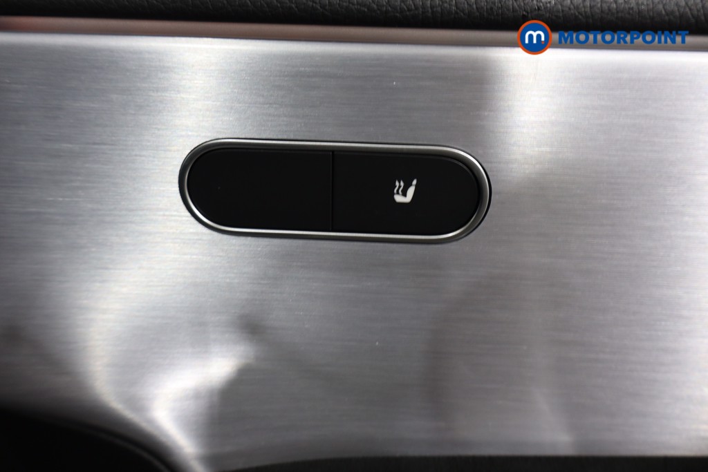 Mercedes-Benz A Class Amg Line Automatic Petrol Hatchback - Stock Number (1584299) - 19th supplementary image