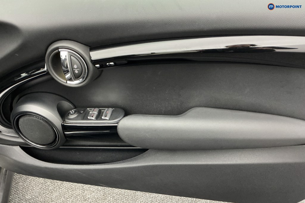 Mini Convertible Cooper S Classic Manual Petrol Convertible - Stock Number (1584524) - 19th supplementary image