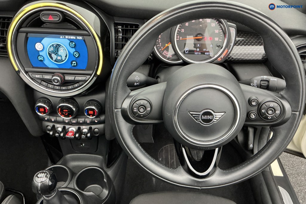 Mini Convertible Cooper S Classic Manual Petrol Convertible - Stock Number (1584524) - 1st supplementary image