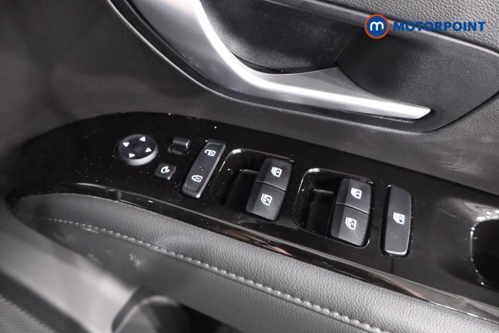 Hyundai Tucson Ultimate Automatic Petrol-Electric Hybrid SUV - Stock Number (1584777) - 12th supplementary image