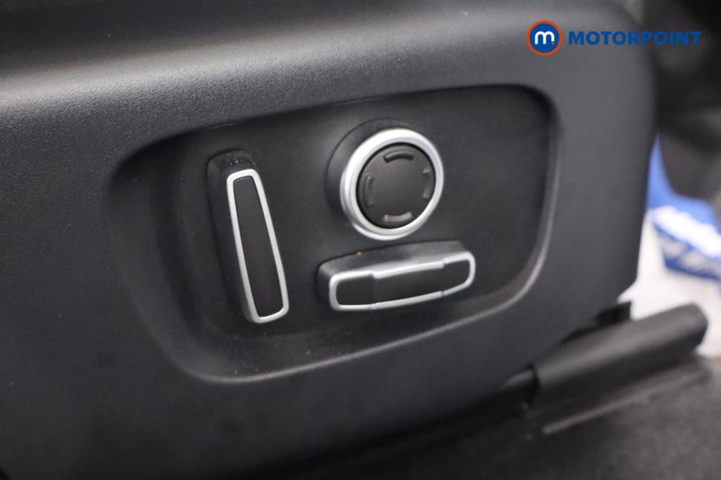 Land Rover Discovery Sport SE Automatic Diesel SUV - Stock Number (1584818) - 3rd supplementary image