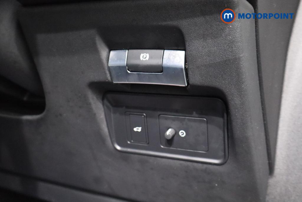 Land Rover Discovery Sport SE Automatic Diesel SUV - Stock Number (1584818) - 4th supplementary image