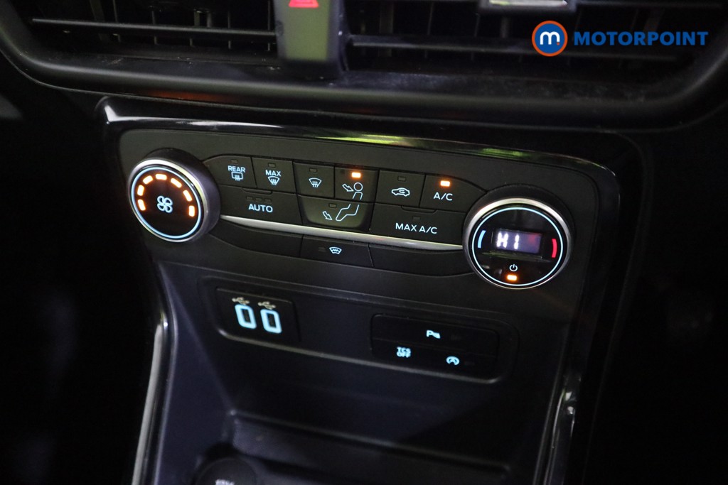 Ford Ecosport Titanium Manual Petrol SUV - Stock Number (1585040) - 7th supplementary image