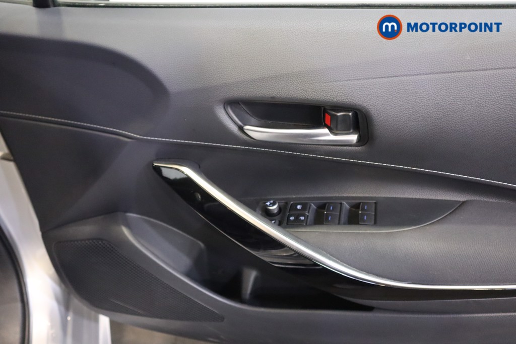 Toyota Corolla Gr Sport Automatic Petrol-Electric Hybrid Hatchback - Stock Number (1585137) - 9th supplementary image