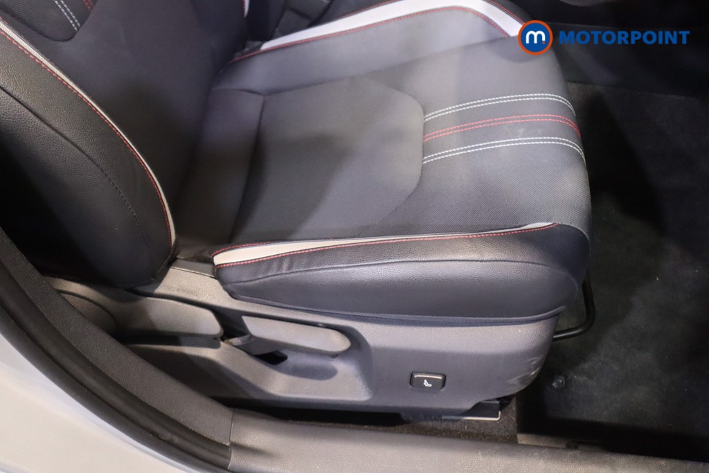 Toyota Corolla Gr Sport Automatic Petrol-Electric Hybrid Hatchback - Stock Number (1585137) - 16th supplementary image