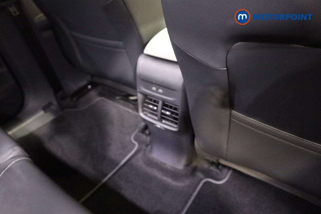 Ford Explorer Premium Automatic Electric SUV - Stock Number (1585173) - 19th supplementary image