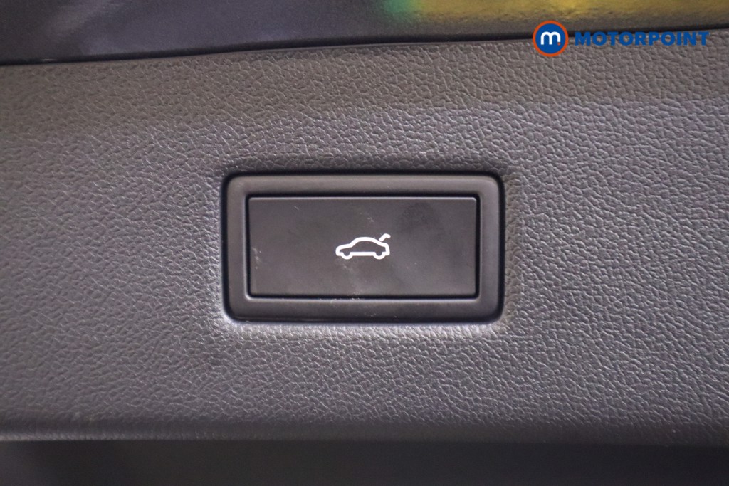 Ford Explorer Premium Automatic Electric SUV - Stock Number (1585173) - 21st supplementary image